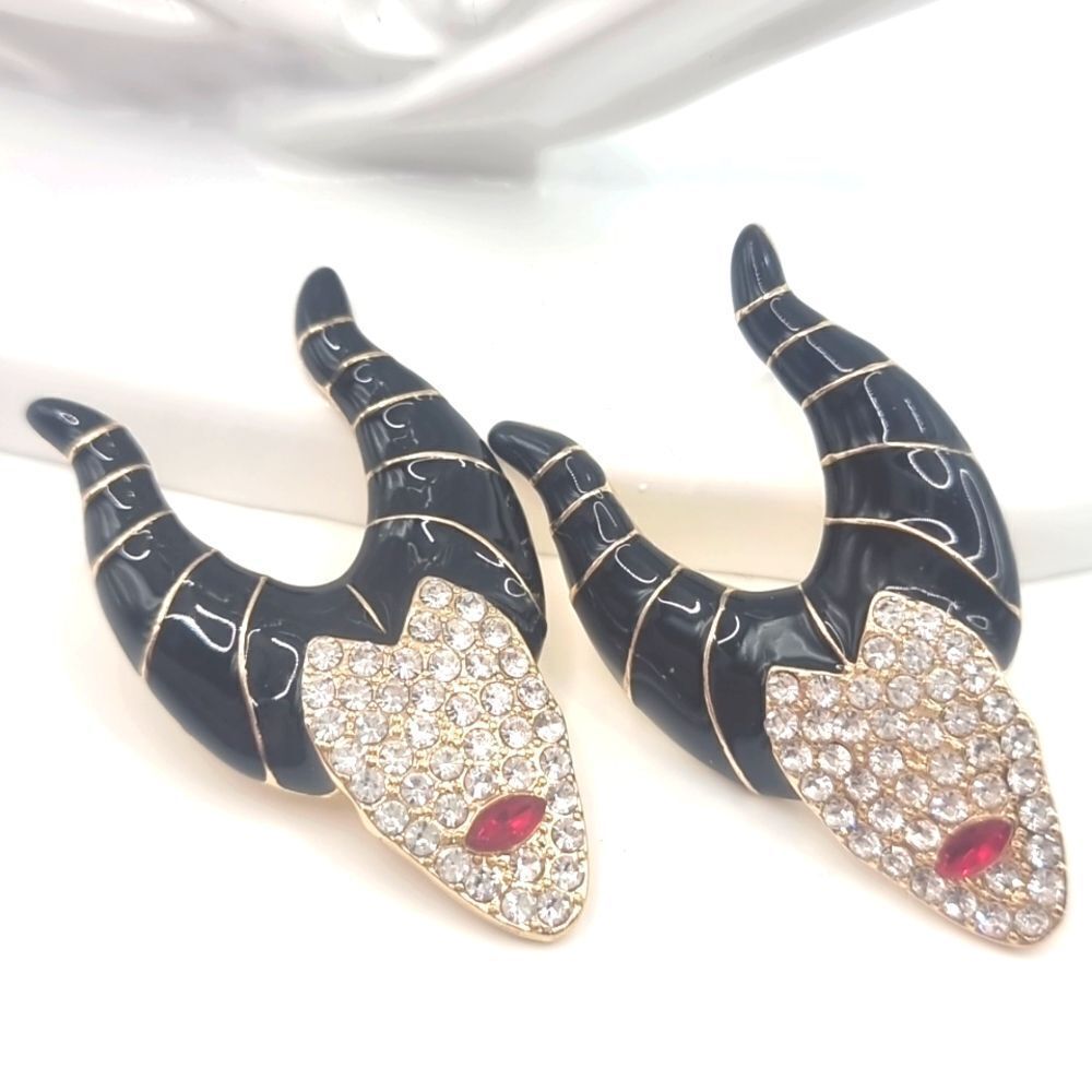New! Malificent Disney rhinestone halloween earrings | NWOT